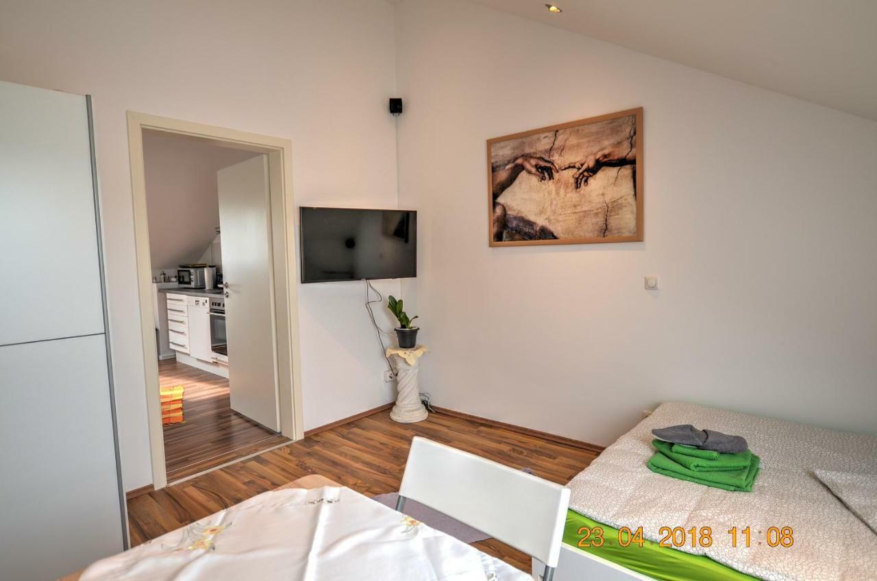Ferienwohnung"Vip Munich Albatros De Luxe" Kirchheim bei Muenchen エクステリア 写真